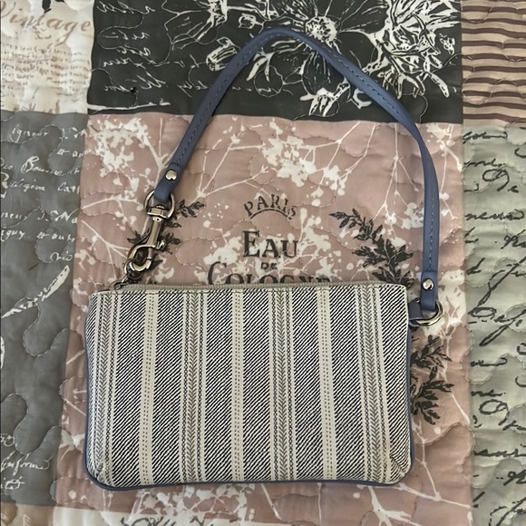 Coach Blue and White Wristlet - Picture 4 of 9